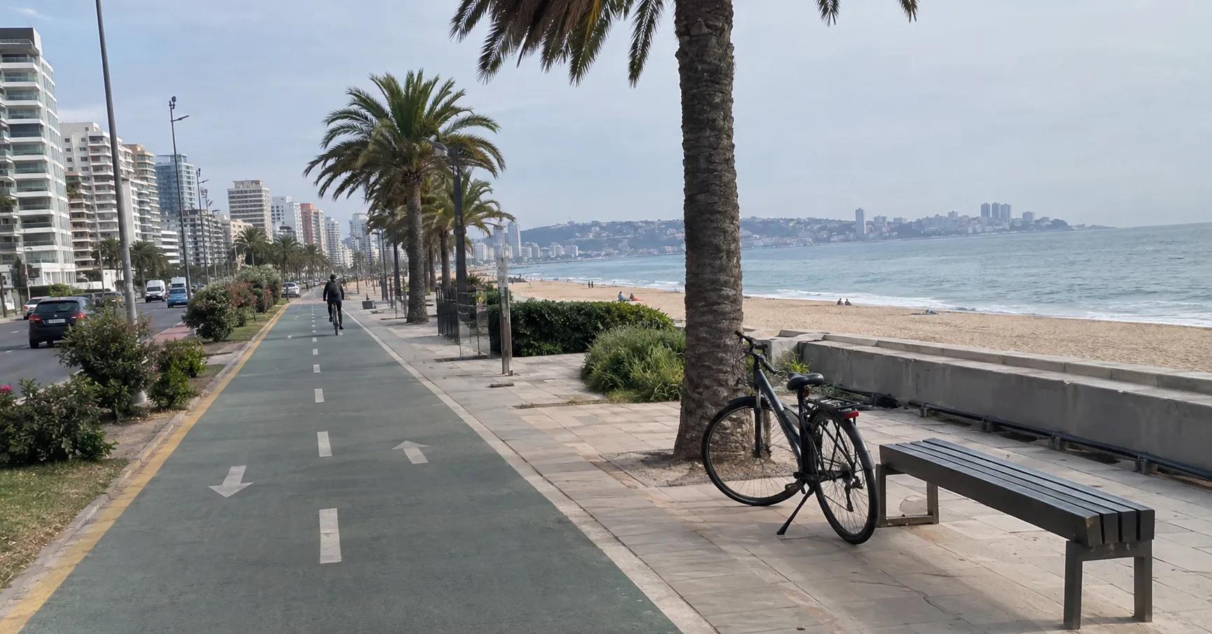 Se déplacer à Viña del Mar en étudiant : Merval, micros et vélo